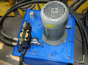 15m/min CZ Purlin Roll Forming Machine 6.5T 15 Roller Station