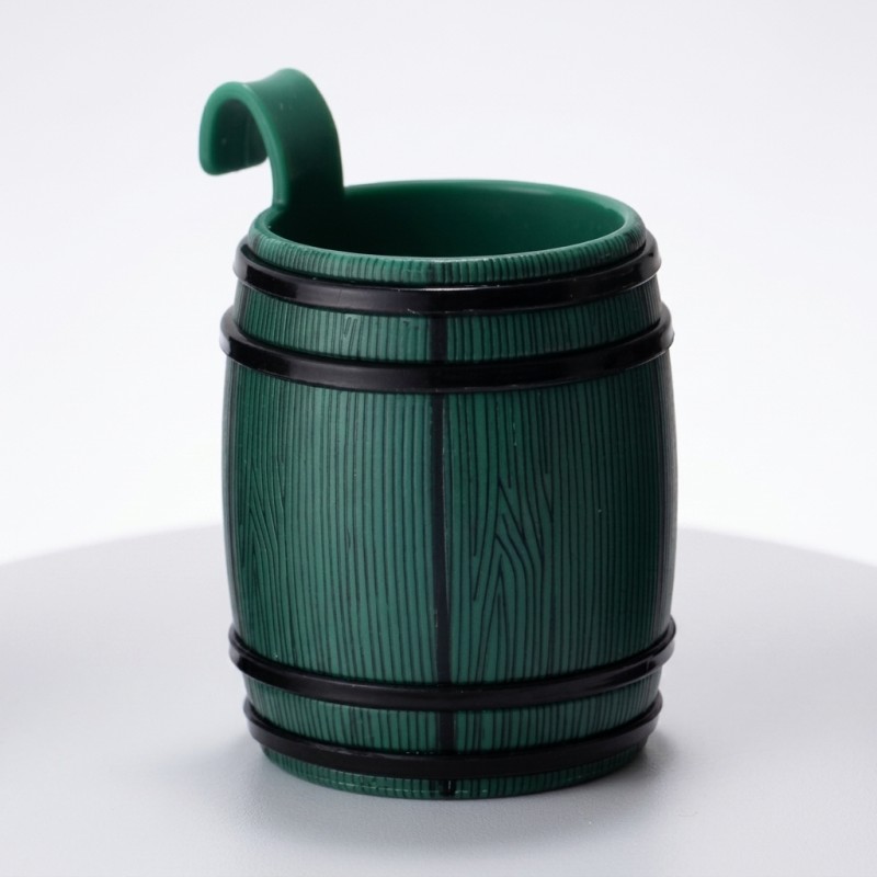 Shatter Resistant Small Plastic Shot Cups 25ml Plastic Whisky Tumblers Barrel Designs with Hook