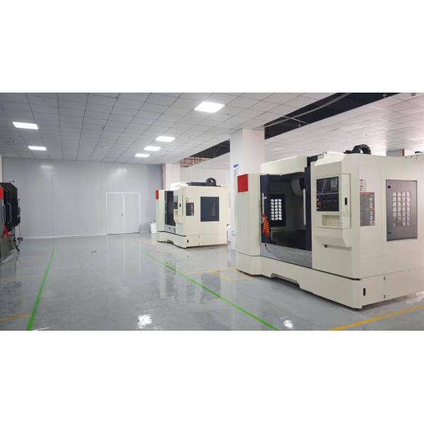 200W Portable Power Station with MPPT and Lithium Ion Battery