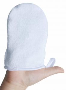 China Microfiber Facial Cleansing Glove Reusable Facial Cloth Pads Makeup Remover Glove on sale