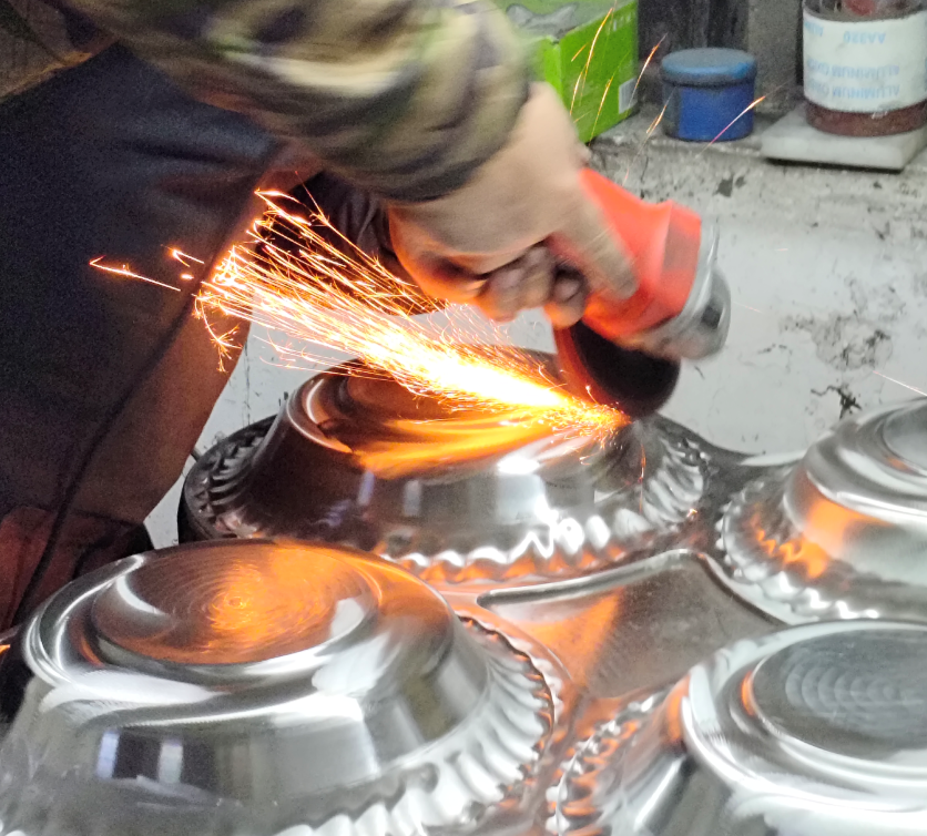 Advanced melamine mold design features and engineering