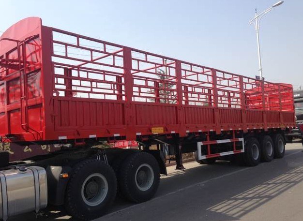 3 Axle Livestock Transport Fence Truck Trailer Stake Semi Trailer