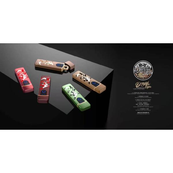 Factory Wholesale Fashion New Rechargeable Electronic USB Windproof Cigarette Lighter