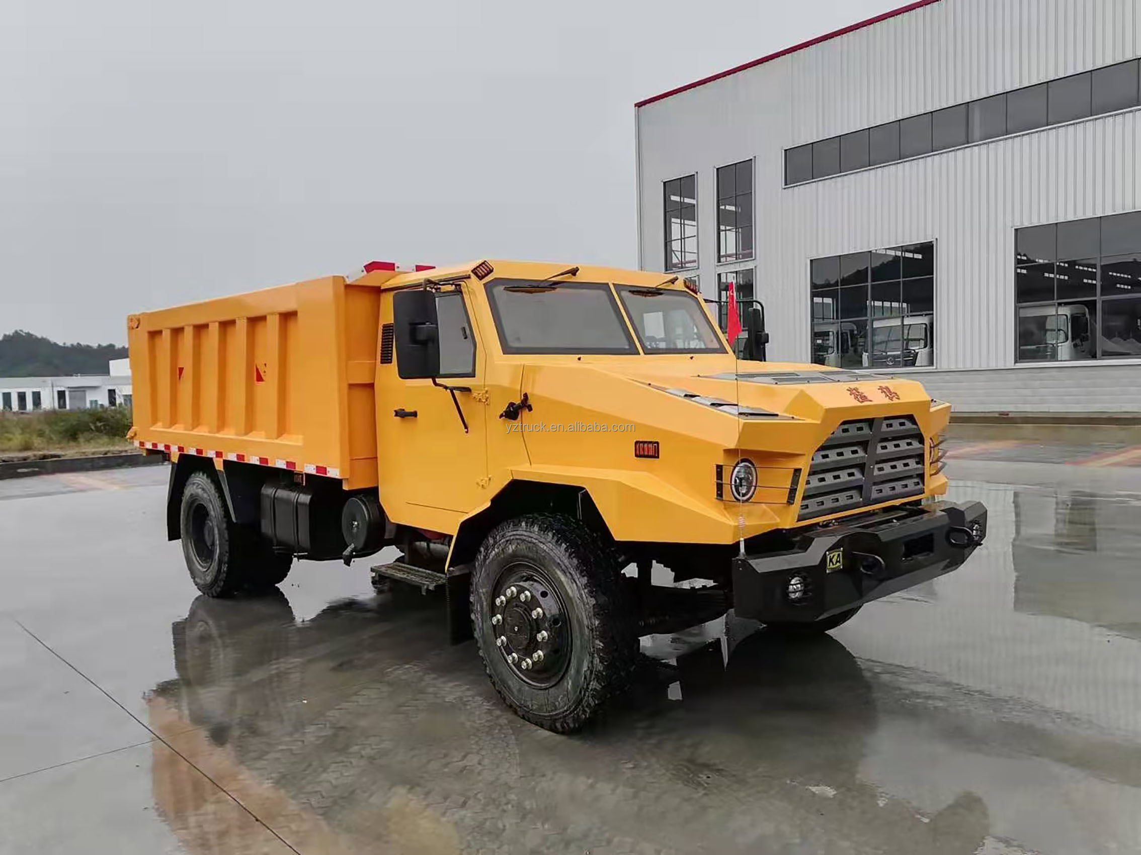 4x4 210HP Off-road Tipper with Fast Automatic Transmission and Mini Dump Truck Camera