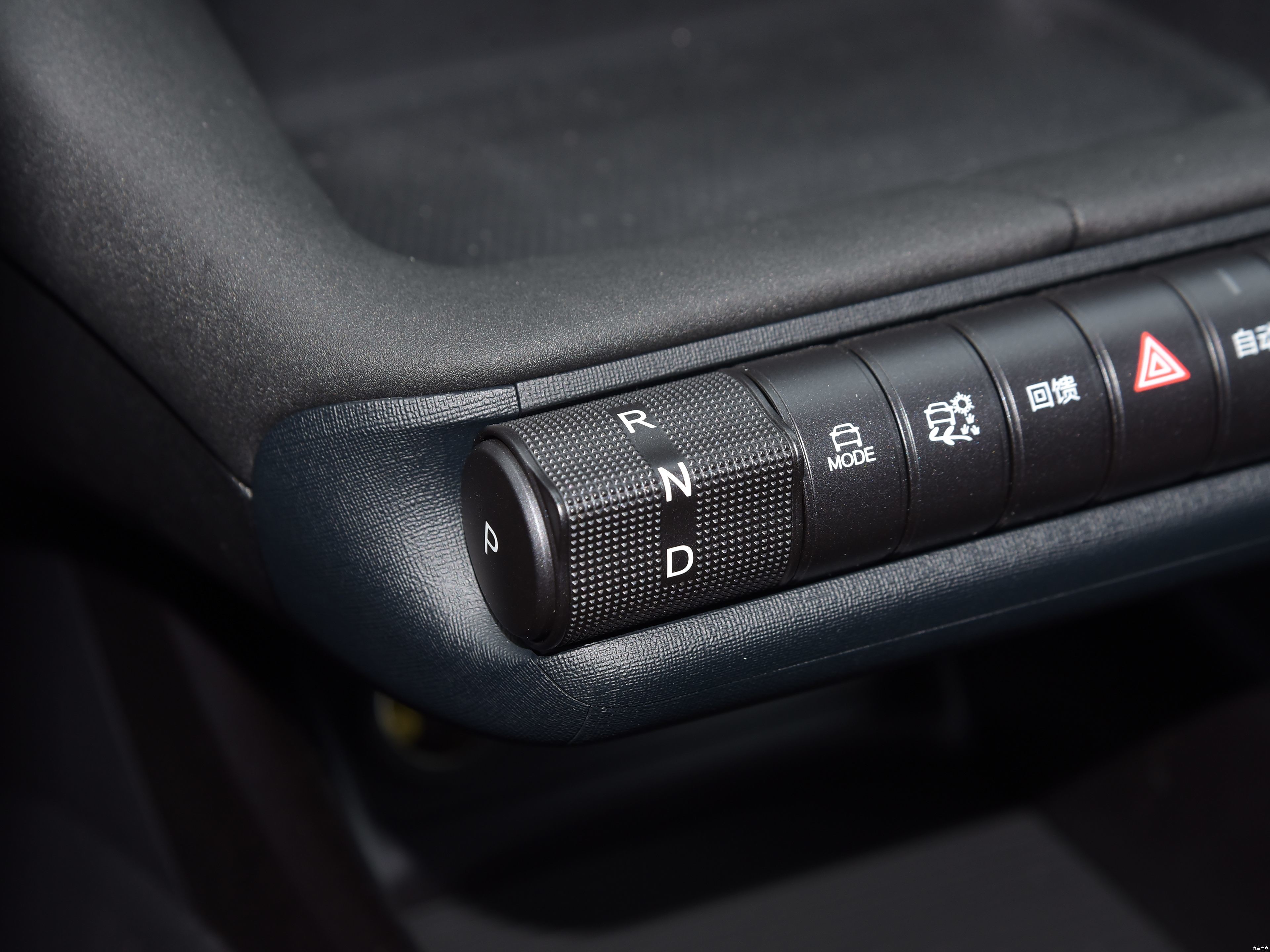 2025 BYD Dolphin, EV range increased to 520KM, configuration upgraded, price unchanged
