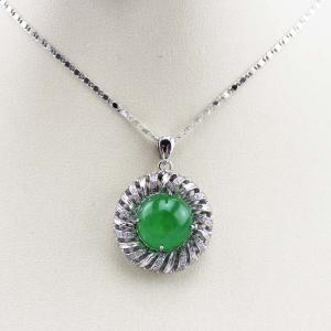 China 925 Silver Green Chalcedony Cubic Zirocnia Enhancer Pendant Necklace (P19) on sale