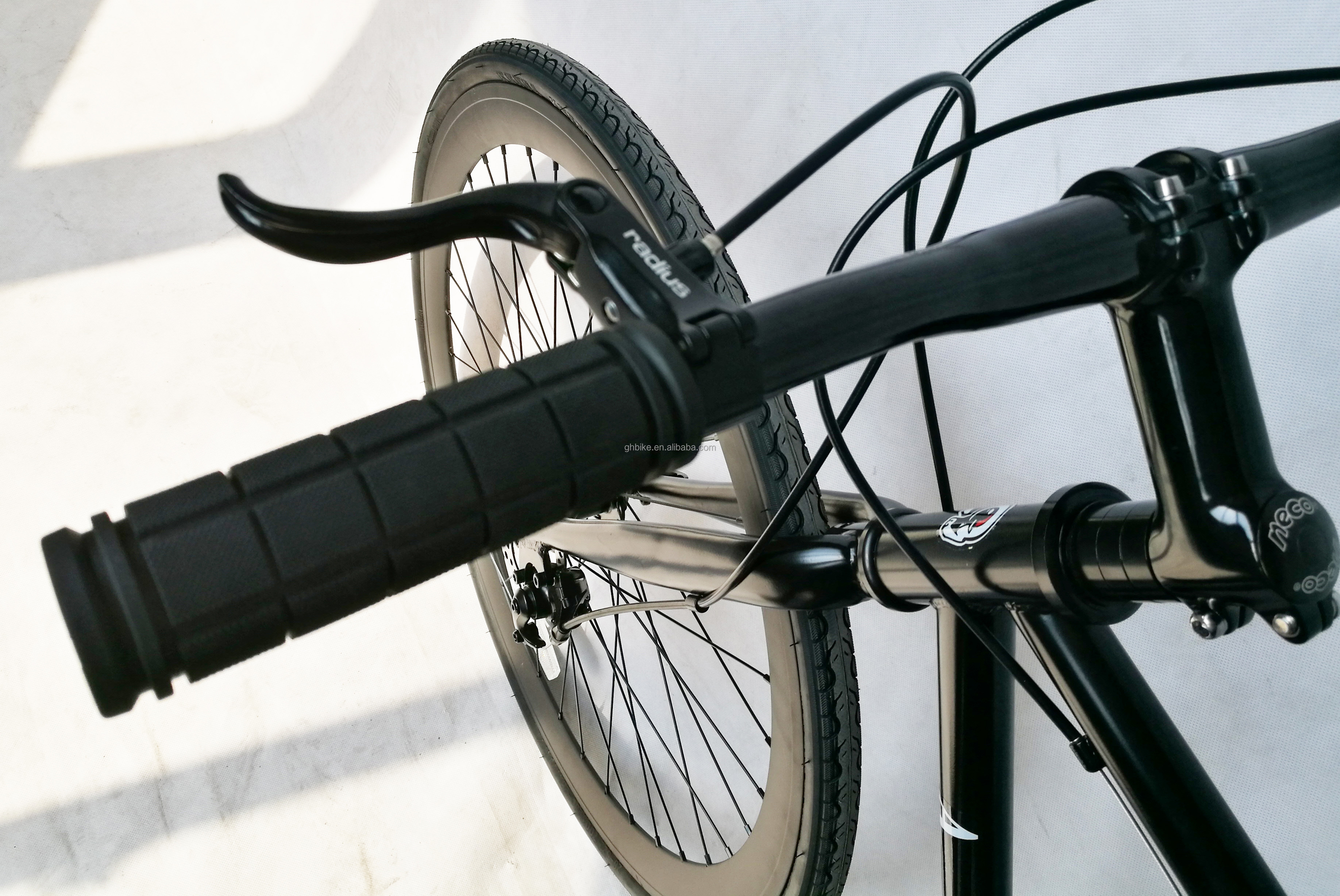 700C Disc Brake American Racing Bike with CR-MO Steel and Shimano 7S OEM/ODM CPSC