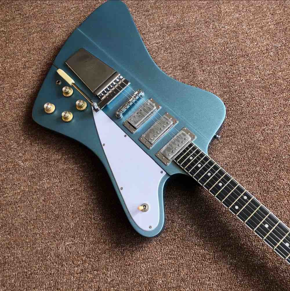 Custom Shop Electric Guitar with Long Verson Maestro Vibrola Flamed Maple Guitar