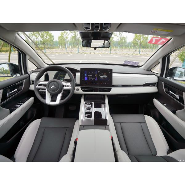 520km Range Mitsubishi AIRTREK Chinese Electric Car 4 Four Wheel Car Vehicle Length x width x height mm 4630*1920*1728