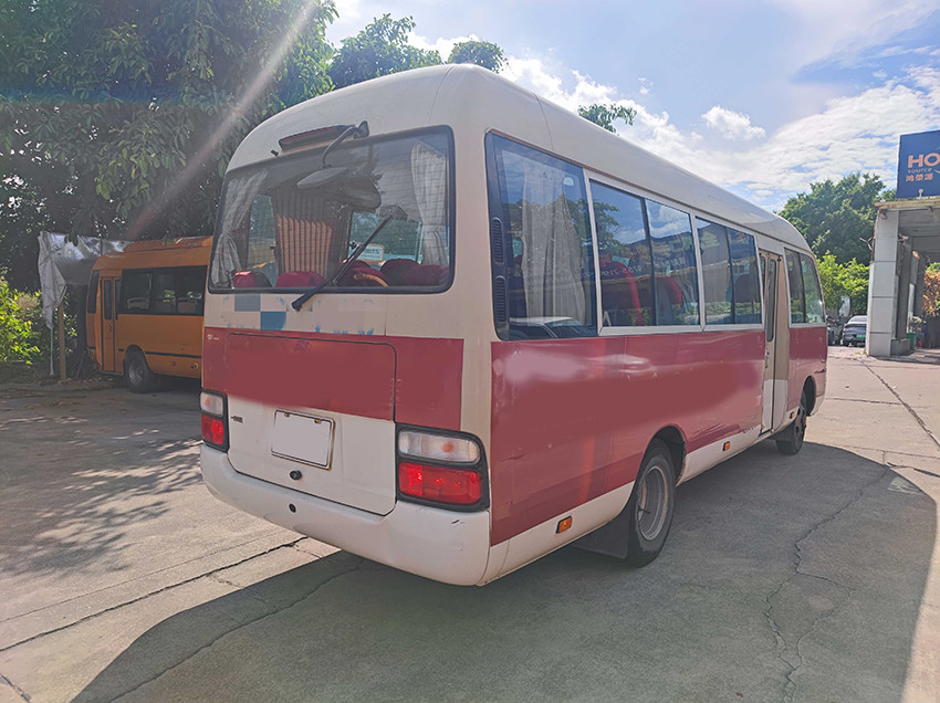 23 Seats Toyota Coaster Second Hand Tour Bus with Manual Transmission