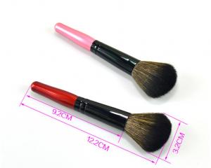 China Round Angled Top Makeup Brush Power Foundation Blush Concealer Contour Blending Highlight Cheek Brush Beauty Tool on sale