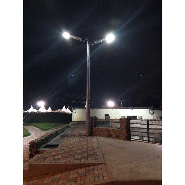 Wireless Controls Outdoor Lighting, Waterproof IP65 All In One Smart Solar LED Light