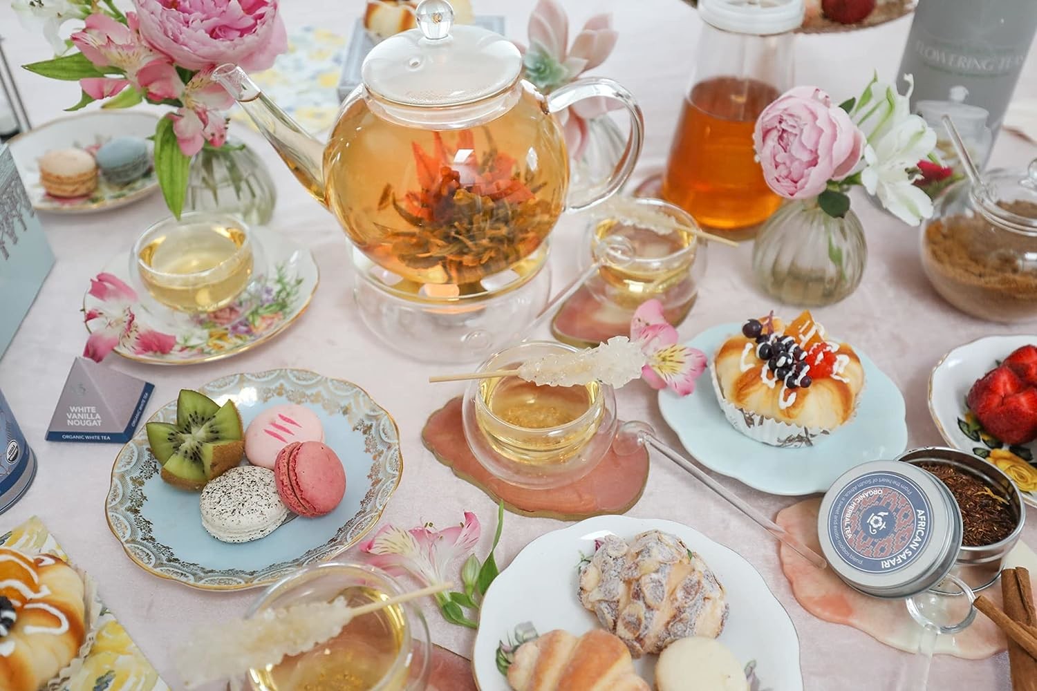Clear Glass Teapot with Removable Filter Spout for Loose Leaf and Blooming Tea 30.4oz