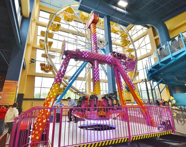 mobile amusement rides trailer mount mini flying car carnival rides for sale funfair games