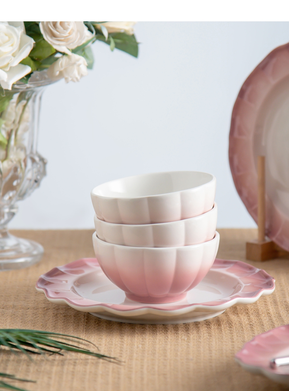 Stunning Pink Ceramic Plates 6-Piece Dinnerware Set For Special Occasions And Presents