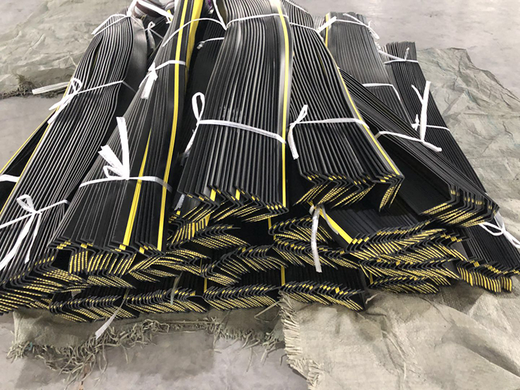 Fireproof Anti Slip Vinyl Adhesive Stair Nosing Tread with Waterproof Rubber Trim