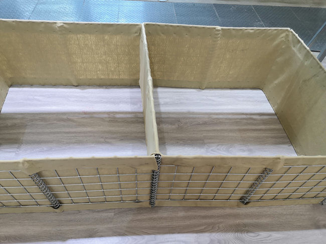 Portable Flood Hesco Sand Barrier 5mm Stone Filled Wire Cages