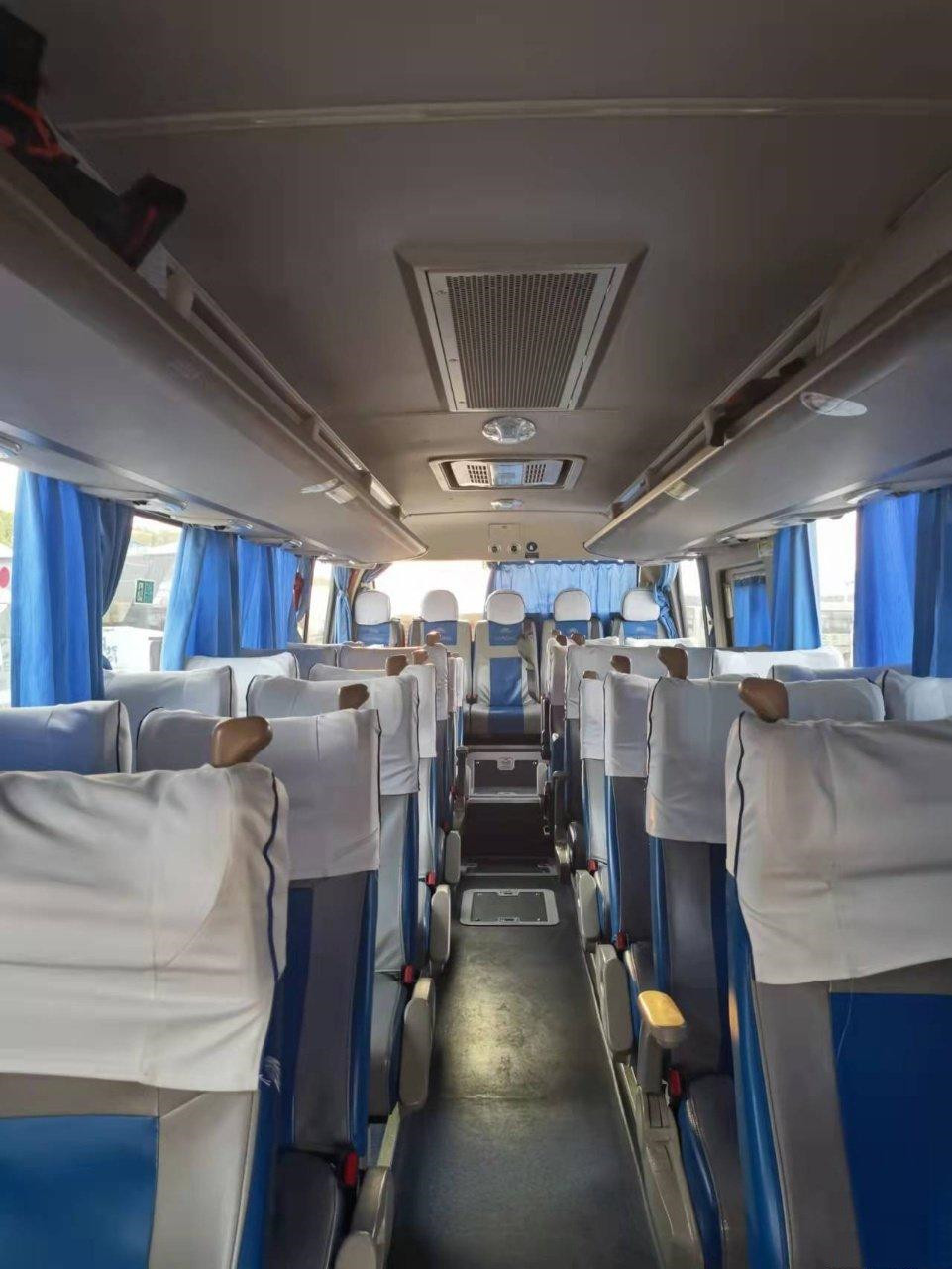 34 Passenger Bus ZK6816 China Mini Bus Buses And Coaches Luxury Airbag chassis 147kw