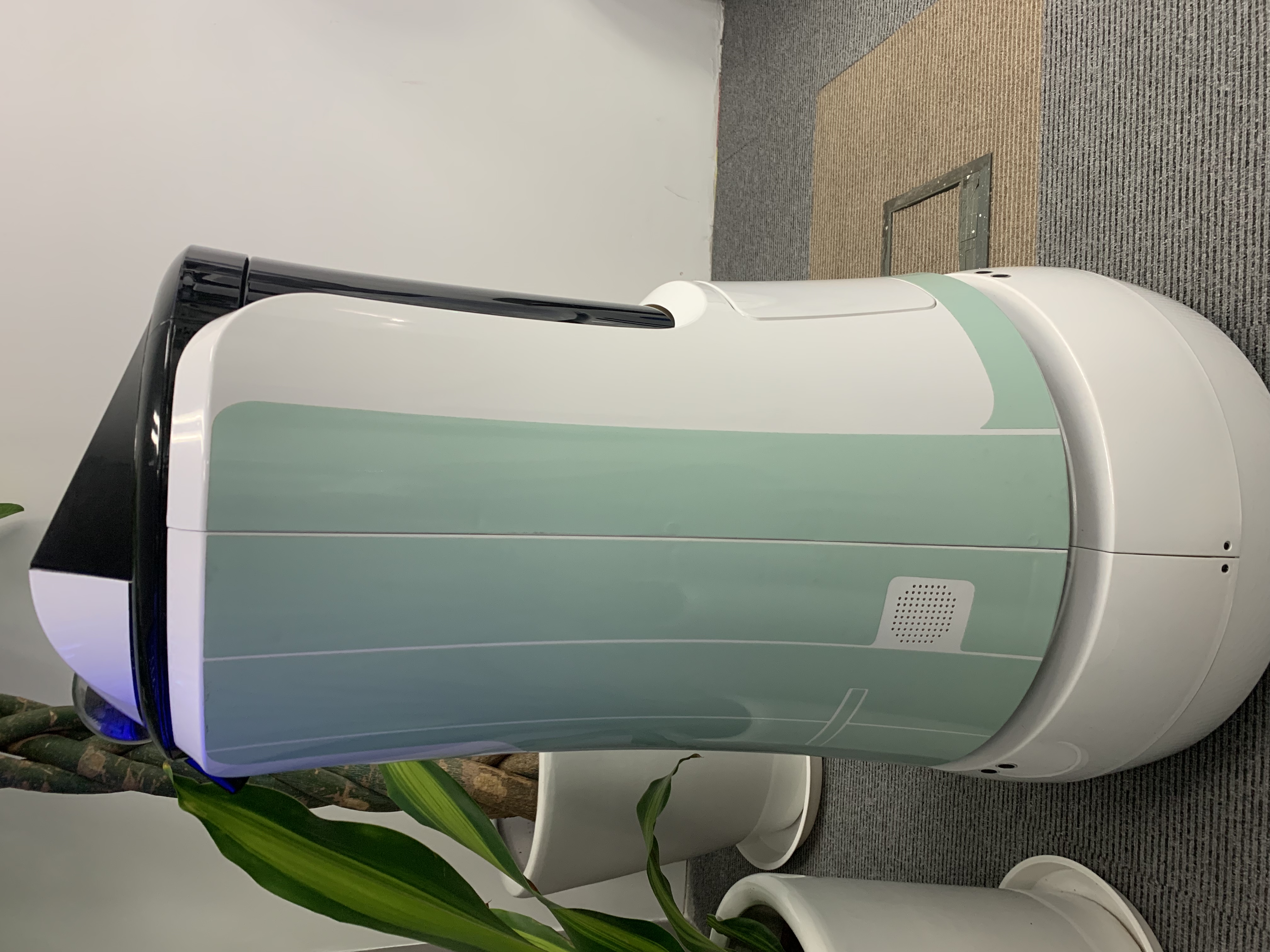 LG Electric Core Hotel Delivery Robot Service Lithium Battery 48V 8AH