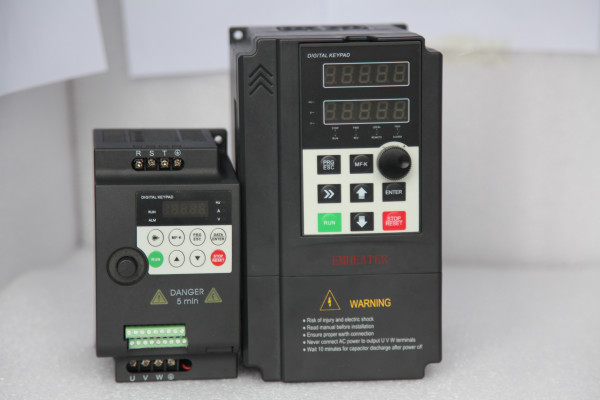 4000W Synchronous Inverters 220V To 220V 4 Kw Frequency Inverter