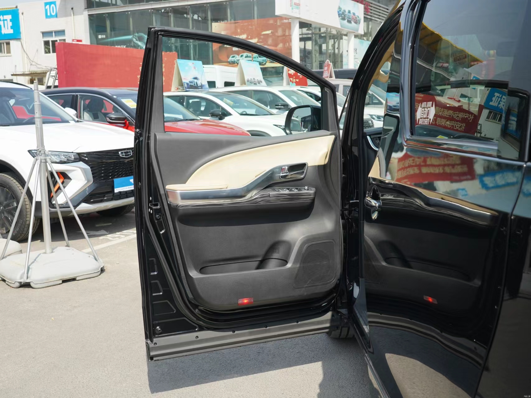 JAC Ruifeng L6 MAX 2024 2.0T Middle Large Size MPV Petrol Car 5 Doors 7 Seats