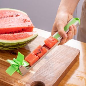 Quality Stainless Steel Cube Watermelon Slicer Cutter Kitchen Gadgets wholesale