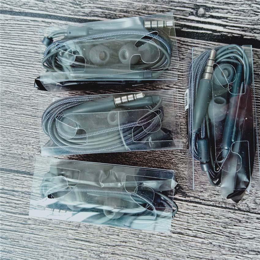 Wired Hands Free Akg Earphones EO IG955 Stereo Black 35g