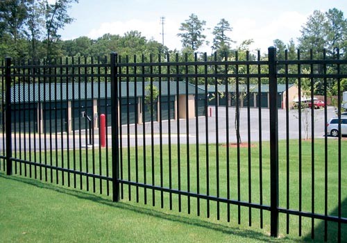 CE 2 Rails 7ft High Steel Tubular Fencing With Powder Coated