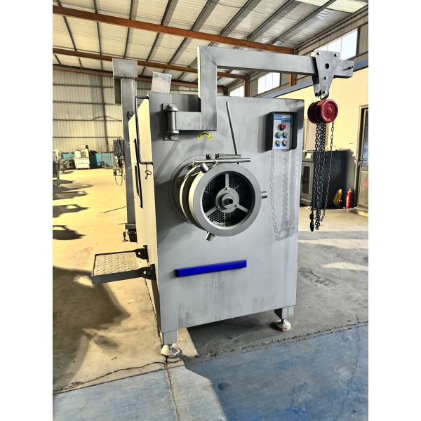 Professional Meat Mincer Supplier Industrial Fresh Frozen Meat Grinder with High Capacity
