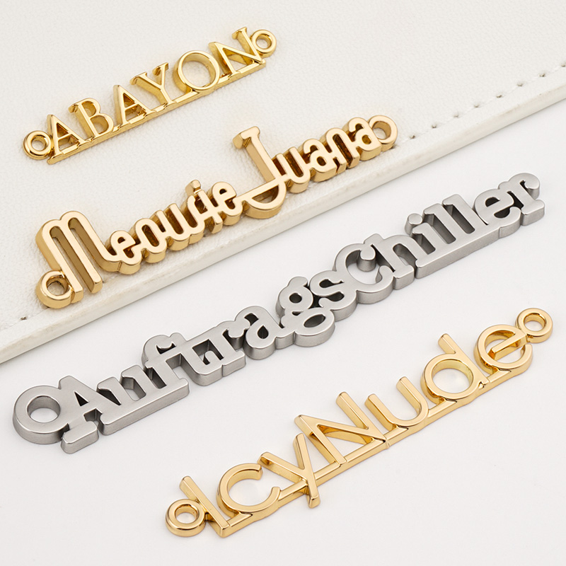 Custom Handbags Metal Logo Plate Tag Label in Gold with Customized Shape