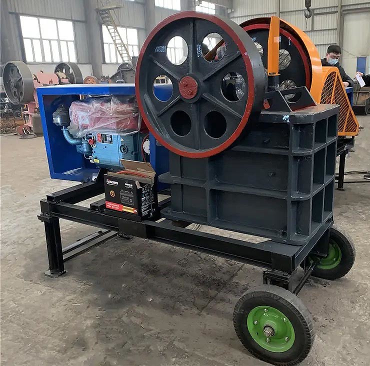 Mobile Rock Jaw Crusher Manufacturer Primary Stone Crusher Machine