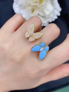 Quality Luxury Sparkles 18K Gold Diamond Ring Diamond Round Cut With Blue Stone wholesale