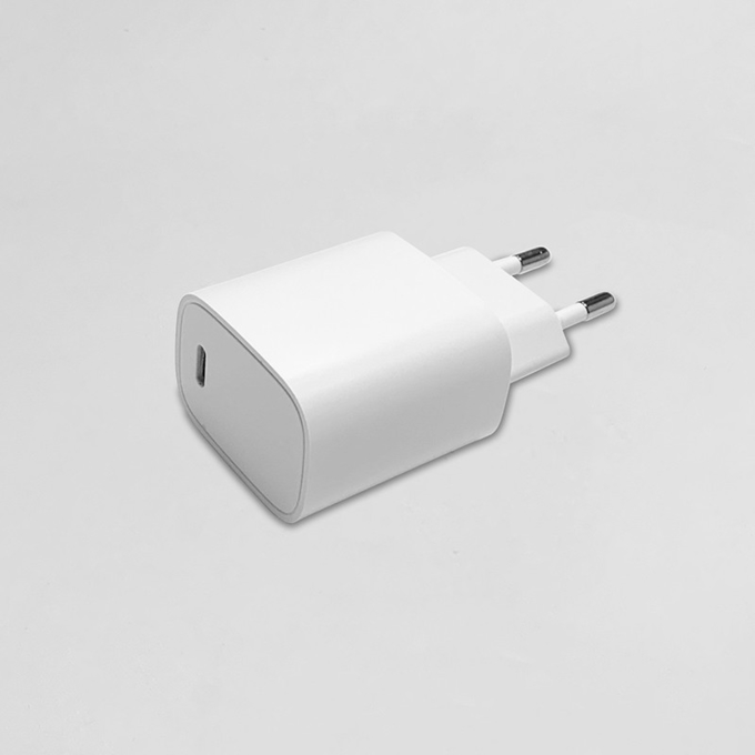 9V 2.22A GaN Quick Charger Output 20W Fast Charging Wall Charger