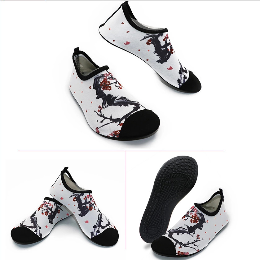Customized Athletic Women'S Water Pool Shoes Breathable And Protective