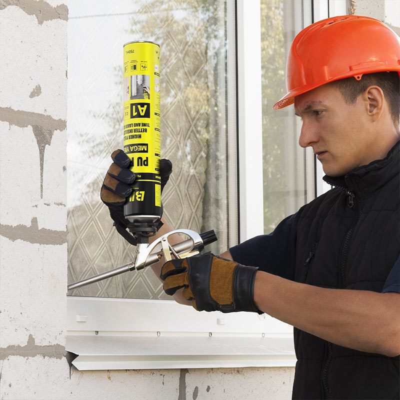 Non Toxic Polyurethane Expanding Foam Spray High Strength Moisture Resistance