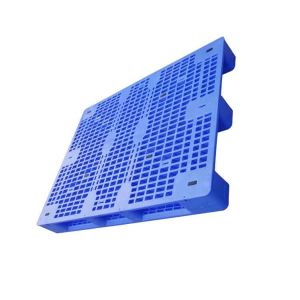 Quality HDPE Injection Molded Pallets 3 Runners Plastic Skid Pallet wholesale