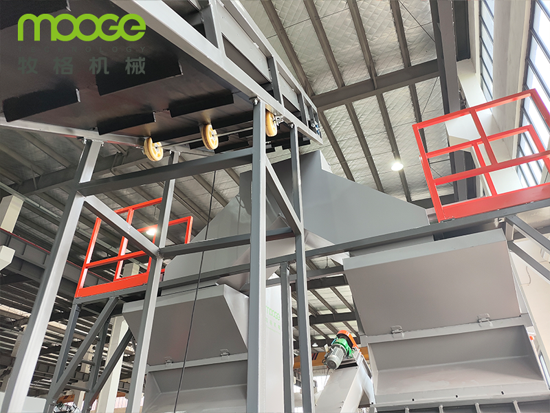 Plastic Washing Line PET Recycling Machine Shredder Crushing Machine