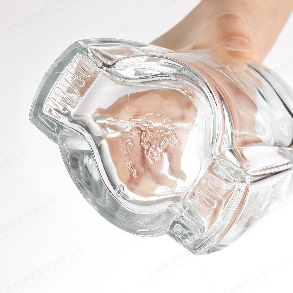 Glass Bottle for Whisky/Vodka/Liquor 250ml 375ml 500ml 700ml 750ml Popular Design Gold Lid