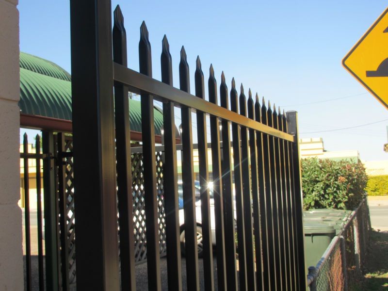 Steel Hercules Security Fencing Slanted Tubular Palisade Fences Ornamental Wrought Iron Panels