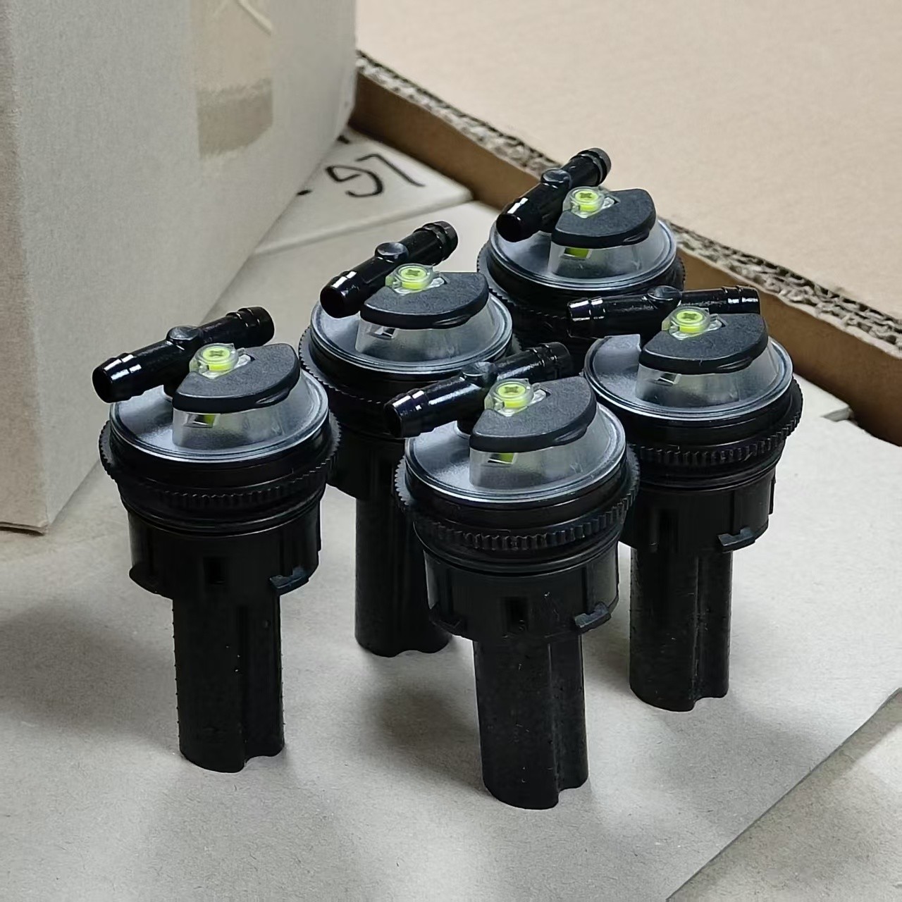 Froetek New Style Plastic Forklift Watering System Vent Plug Length 80mm with ISO Certifiction
