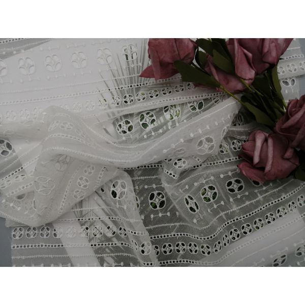 100 Yards Silk Embroidered Eyelet Fabric