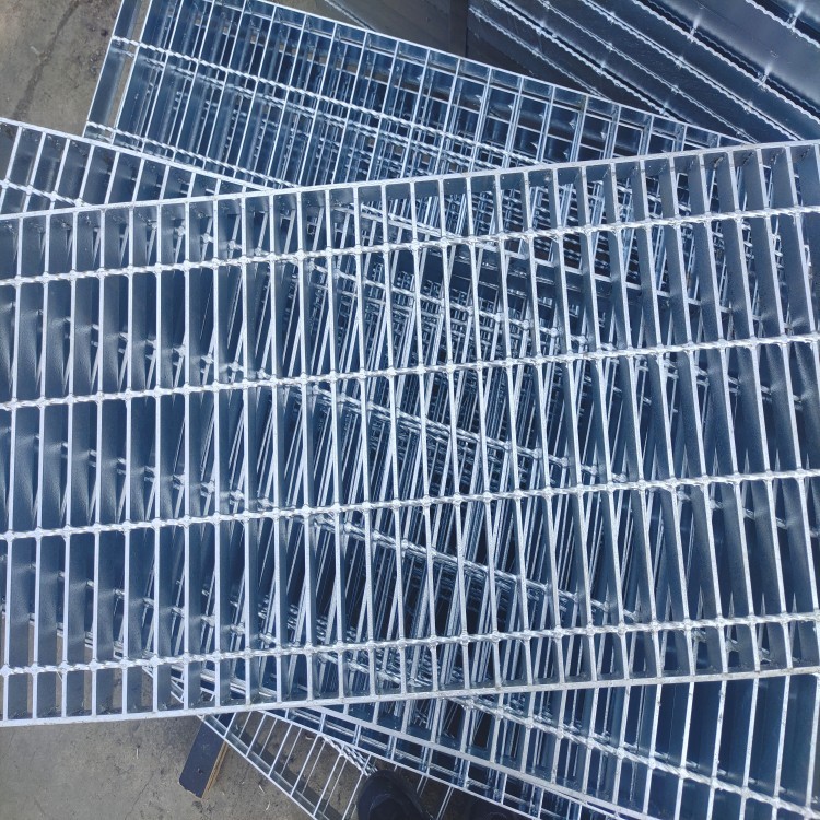 Customizable Galvanized Steel Sidewalk Drain Covers Footway Grate Drains