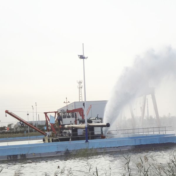 JMD550 dredger operational view