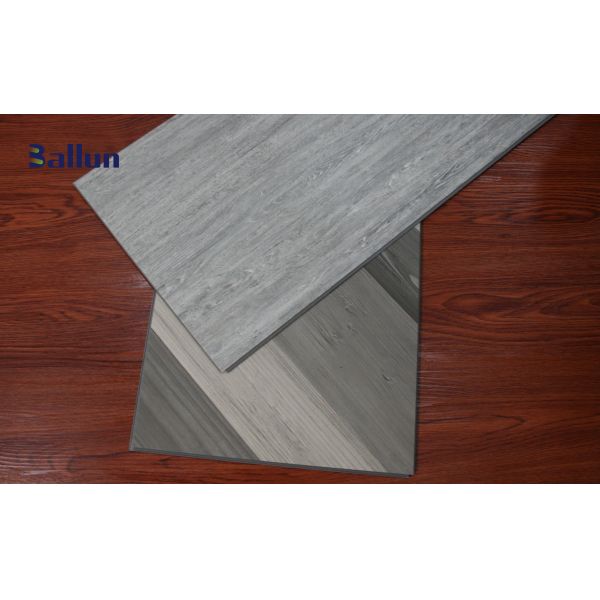 Laminated Flooring Wood Embossed Luxury Vinyl Tiles with Wear Resistant 0.55mm
