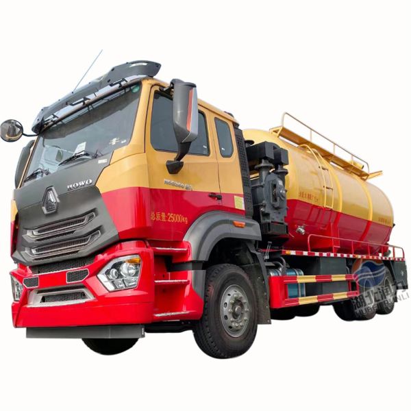 Cheap SINOTRUCK HOWO   22000 Liters  Sewage Suction Truck  With Best Price   Vacuum Tanker  Sludge Truck for sale