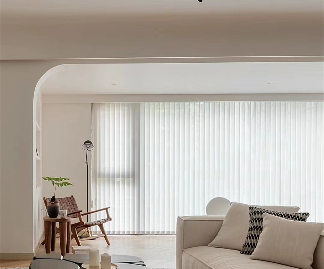 Convenient Manual PVC Vertical Venetian Blinds Modern Style OEM