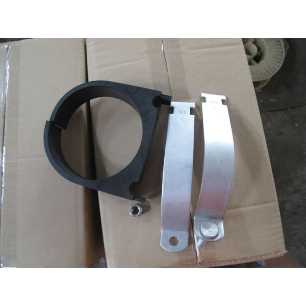 Copper Rubber Lined Pipe Clamps Galvanized Steel Wall Mount