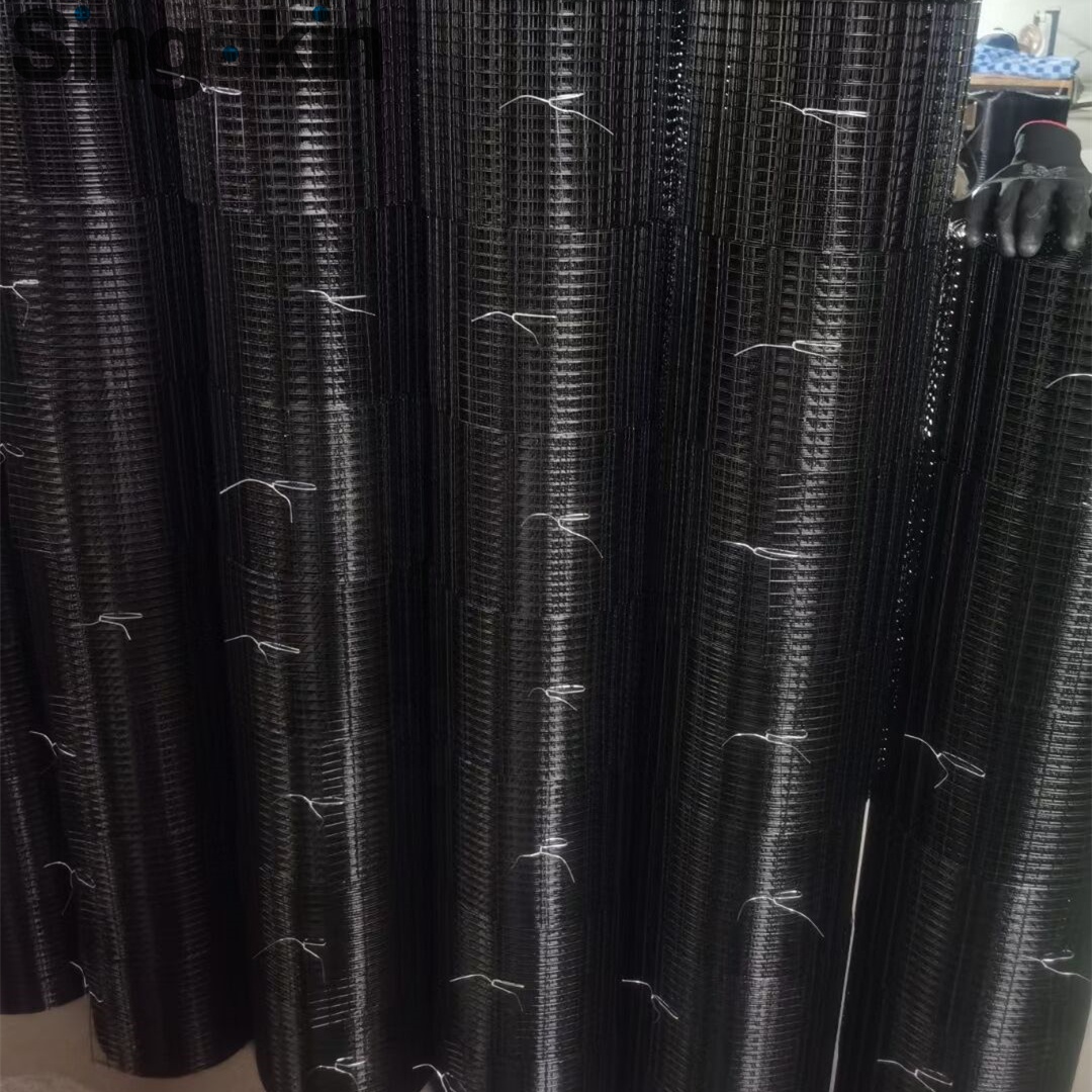 1/2 Inch Aperture PVC Welded Wire Mesh with Black Vinyl Coating for Solar Panel Protection