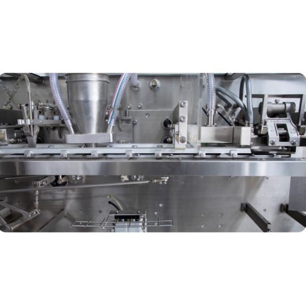 5 gram Juice Premade Stand Up Pouch Filling And Sealing Machine Auto Bagging