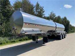 Africa Advanced B-Tank Fuel Tanker Semi Trailer: Engineered for Safe, Efficient Transportation of Liquid with Enhanced Capacity